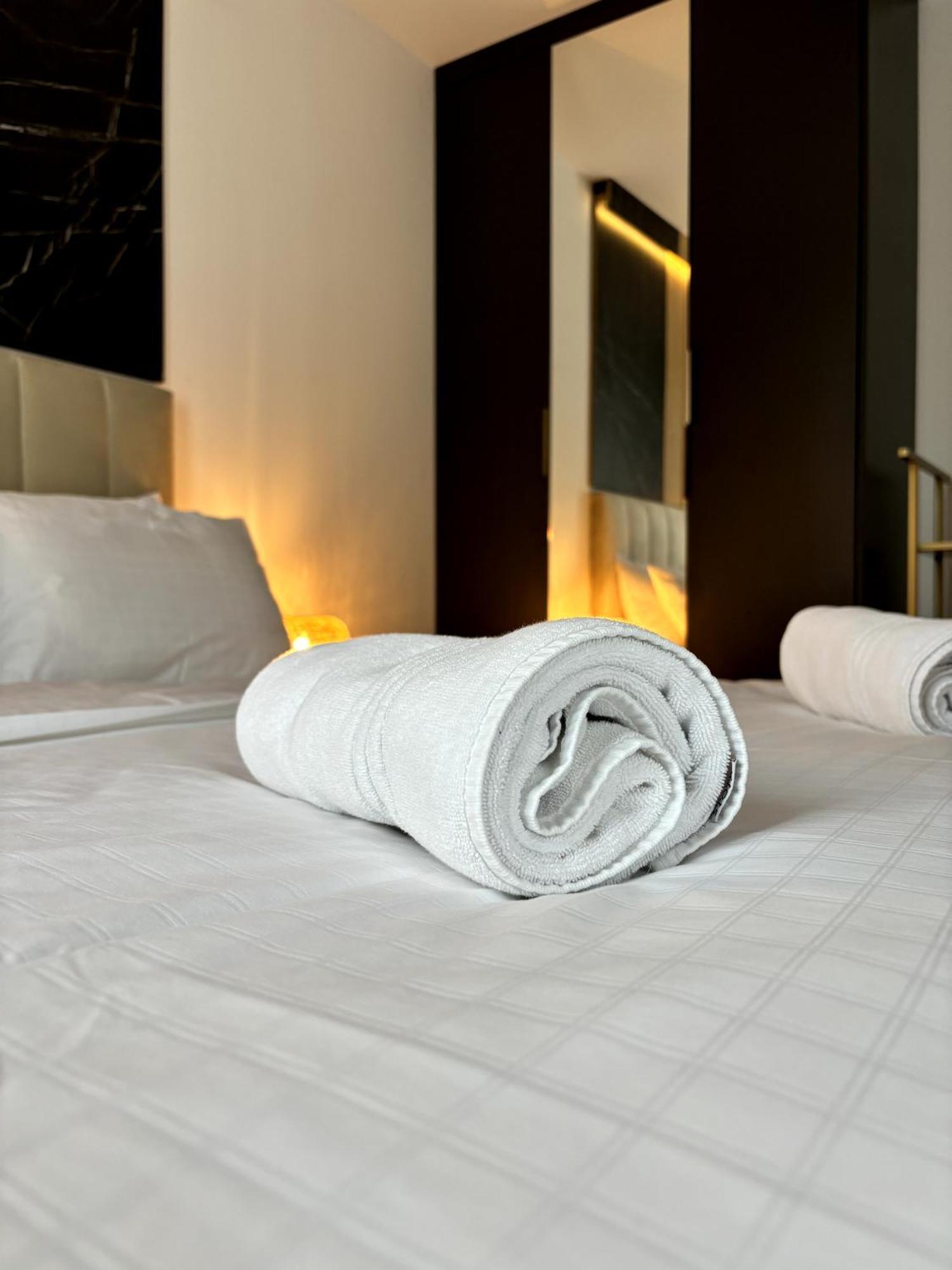 Apartment Wayout, & Wellness *